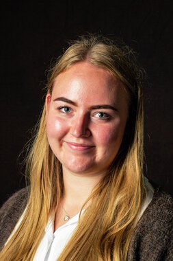 Alexandra Vesteng Morka, Fredheim skole