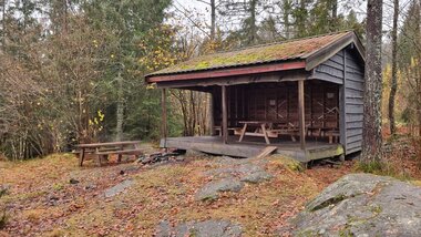 Gapahuk langs pilegrimsleden