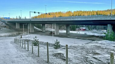 Nå er det lov å parkere under E16