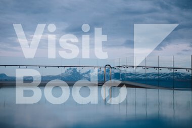 Basseng på taket av Wood Hotel