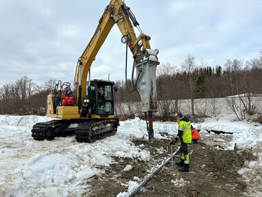 Montering av pukkellaksfelle