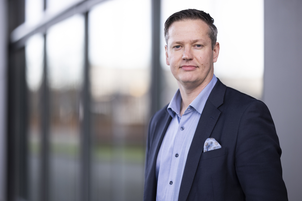 Andreas Veggeland, kommunikasjonssjef tele