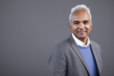 Shiraz Abid, divisjonsdirektør privat