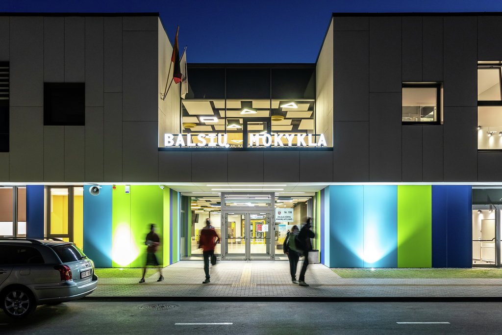 Balsiu School, Vilnius