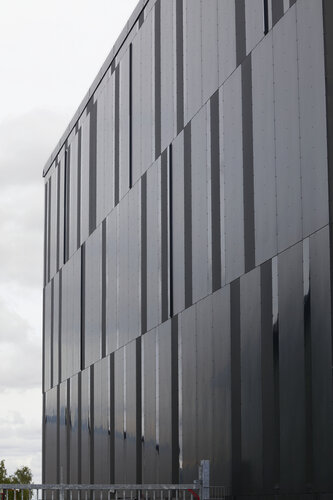 The savings bank Black Box