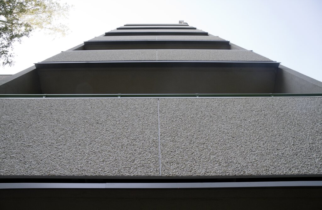 Henrikintie_5 Nature balcony panels