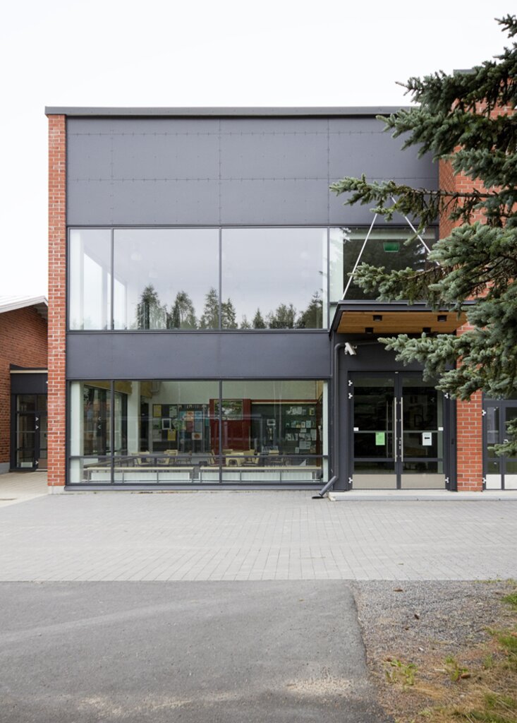 Kuulampi_school_Tyrnava