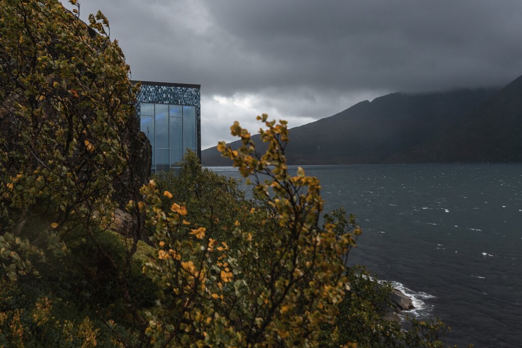 Arctic Salmon Center