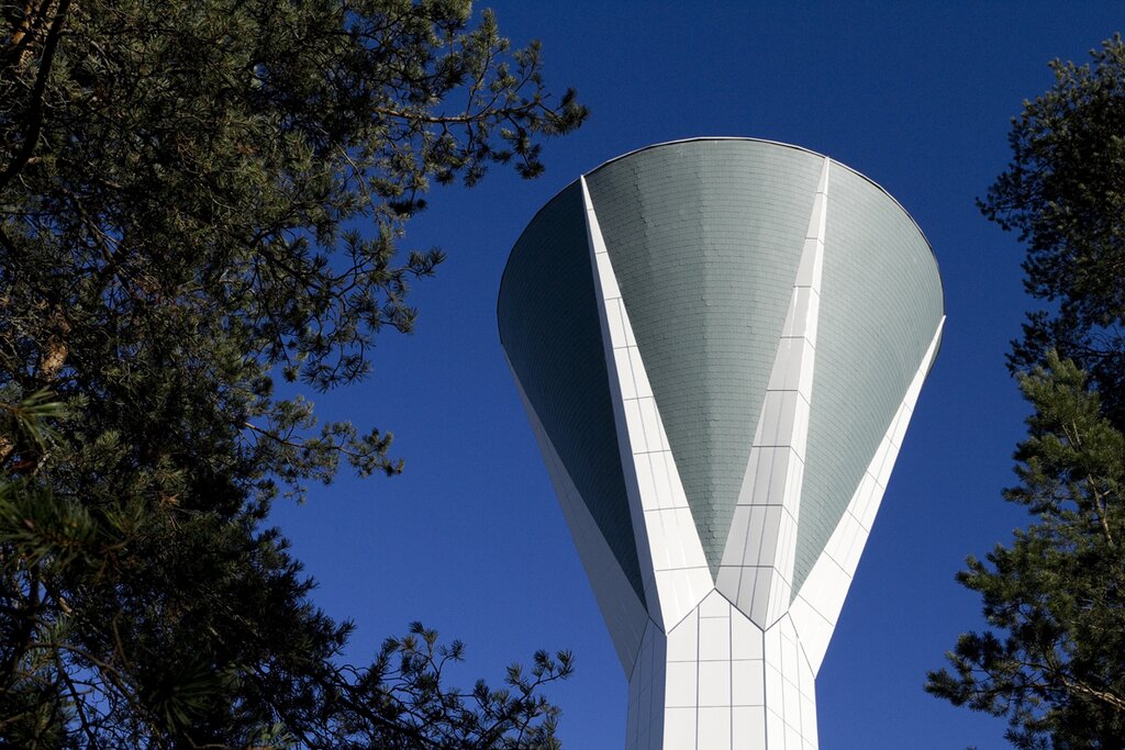 Mustakallio water tower