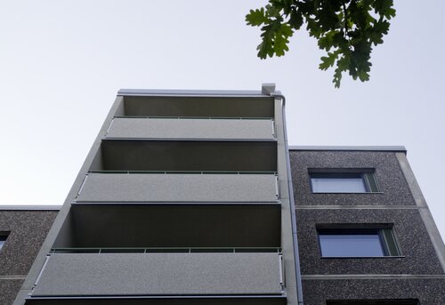 Henrikintie_5 Nature balcony panels