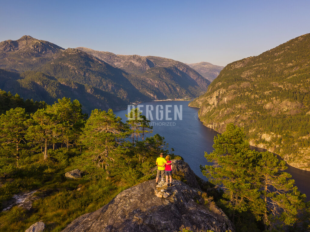 Fjelltur til "Slottet" i Modalen kommune utenfor Bergen