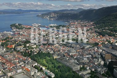 Flyfoto av Bergen