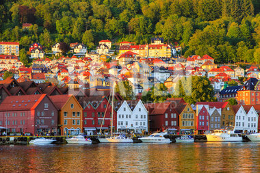 Bryggen i solnedgang