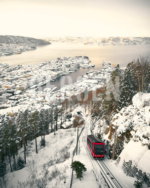 Vinter på Fløyen i Bergen