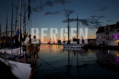 Vågen i Bergen fylt med seilskip