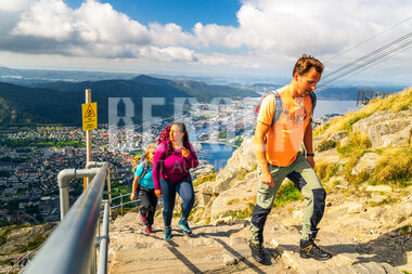 Sherpatrapper opp Ulriken 