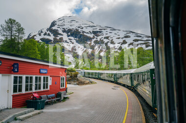 Flåmsbana på  Vatnahalsen stasjon