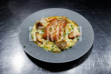 Bekkjarvik Gjestgiveri Hotel & Suites