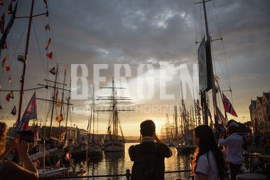Folk på Tall ships races 2014
