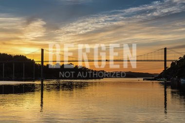 Tofterøybrua i Sund kommune