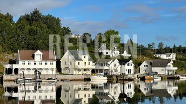 Utsikt til Bakkasund fra Olaskjeret i Austevoll