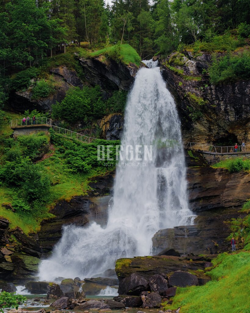 Steinsdalsfossen