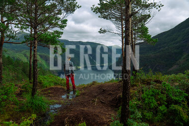 Fjelltur til "Slottet" i Modalen kommune utenfor Bergen