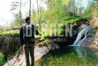 Fjelltur til "Slottet" i Modalen kommune utenfor Bergen