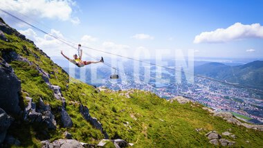 Zipline på toppen av Ulriken