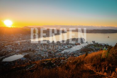 Solnedgang fra  Fløyen i Bergen