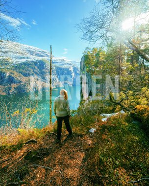 Fjelltur til "Slottet" i Modalen kommune utenfor Bergen