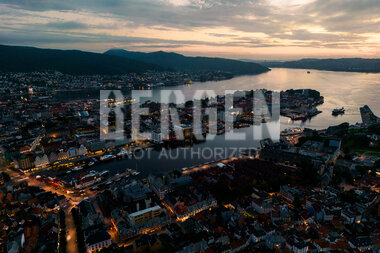 Natt over Bergen by