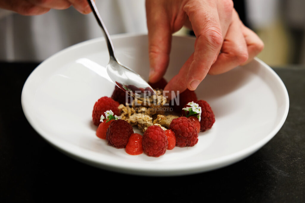 Bekkjarvik Gjestgiveri Hotel & Suites