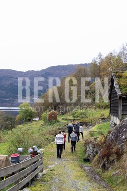 Klyvvikje gard på Osterøy utenfor Bergen