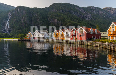 Mo i Modalen kommune nord for Bergen
