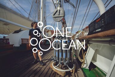  Vannprøver med rosette og CTD