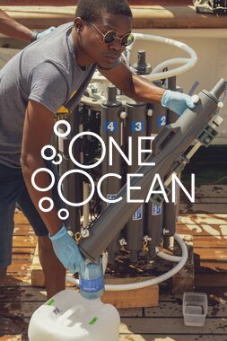  Vannprøver med rosette og CTD