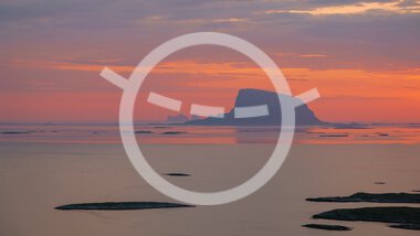 Dønnesfjellet in the midnight sun