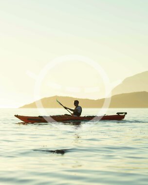 Kayaking in Meløy