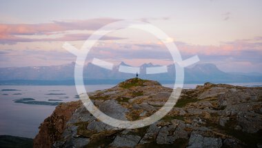 The Seven Sisters seen from Åkvikfjellet on Dønna