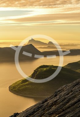 Fairytale mountains, Hestmannen Lurøy