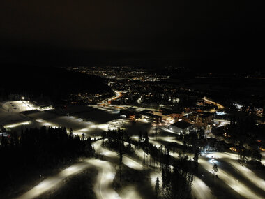 Fjerdingby sentrum og Marikollen