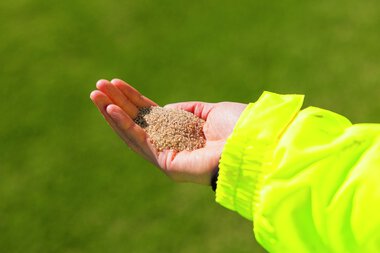 Nytt kunstgress i Marikollen