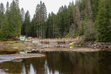 Helikopterstøp på Åmotdammen