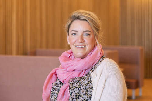 Bilder av ledelsen på Fjerdingby skole og ressursavdeling