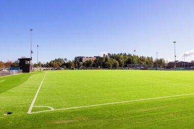 Nytt kunstgress i Marikollen