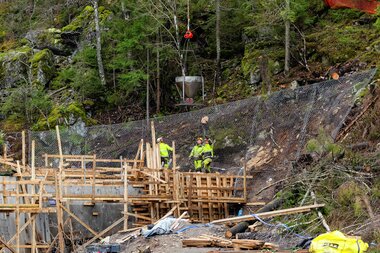 Helikopterstøp på Åmotdammen