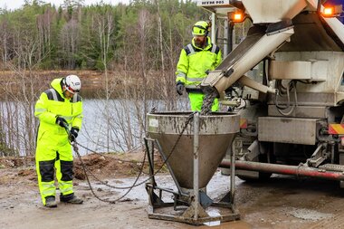 Helikopterstøp på Åmotdammen