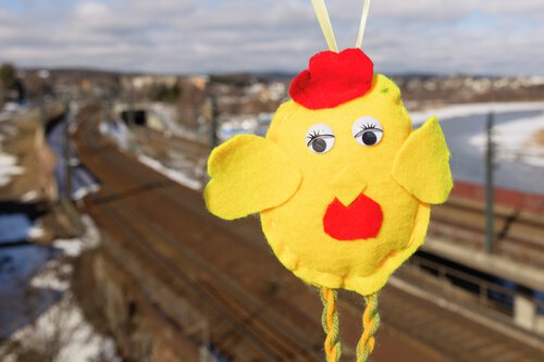 Påskekylling utenfor Romeriksporten