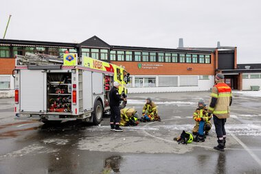 Røykdykkerøvelse på gamle Fjerdingby skole
